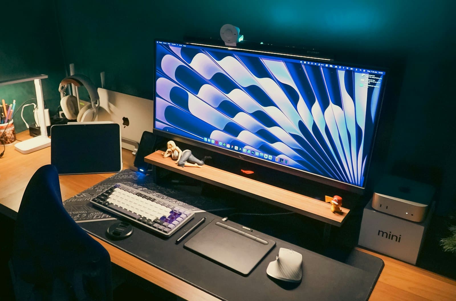Modern gadgets workspace